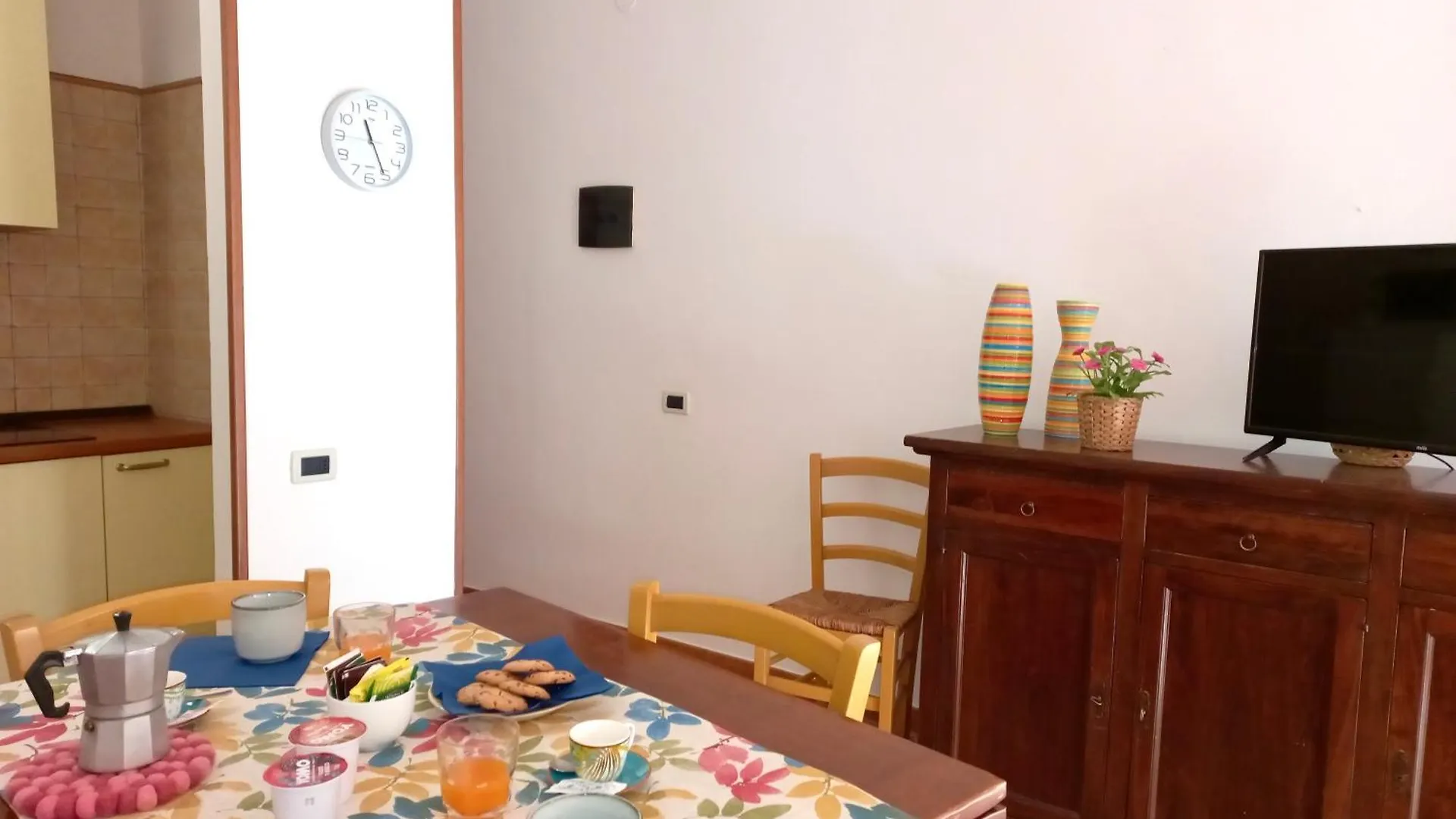 Two-Room Apartment Near The Beach With Outdoor Space 12-69 San Vincenzo Italy